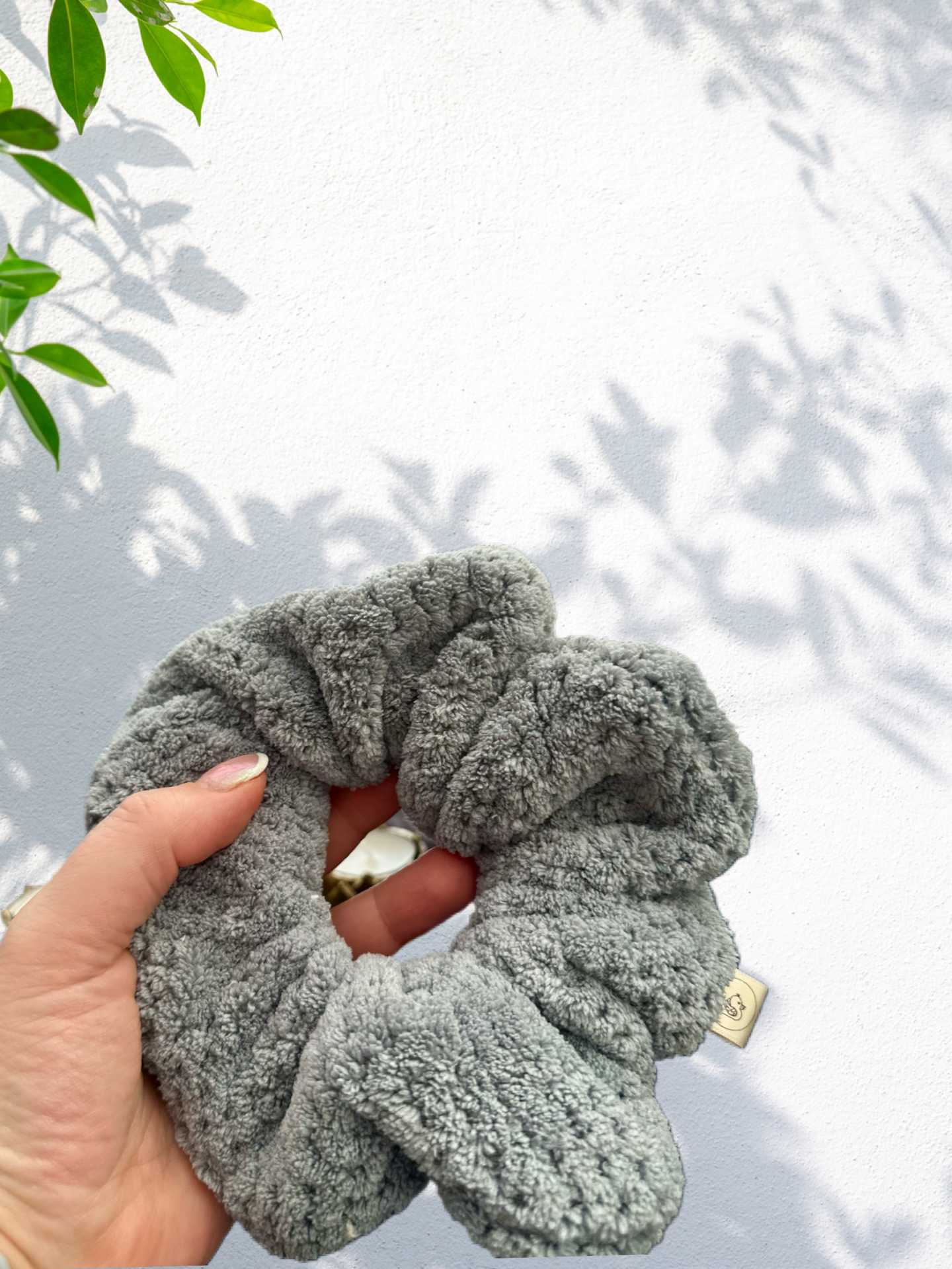Ultra soft microfiber hair scrunchies offer gently all day comfort whilst drying your hair. A lightweight non pulling design perfect for those with sensitive scalps, chronic illness or even children who like to swim. They provide a secure yet pain free way of drying your hair