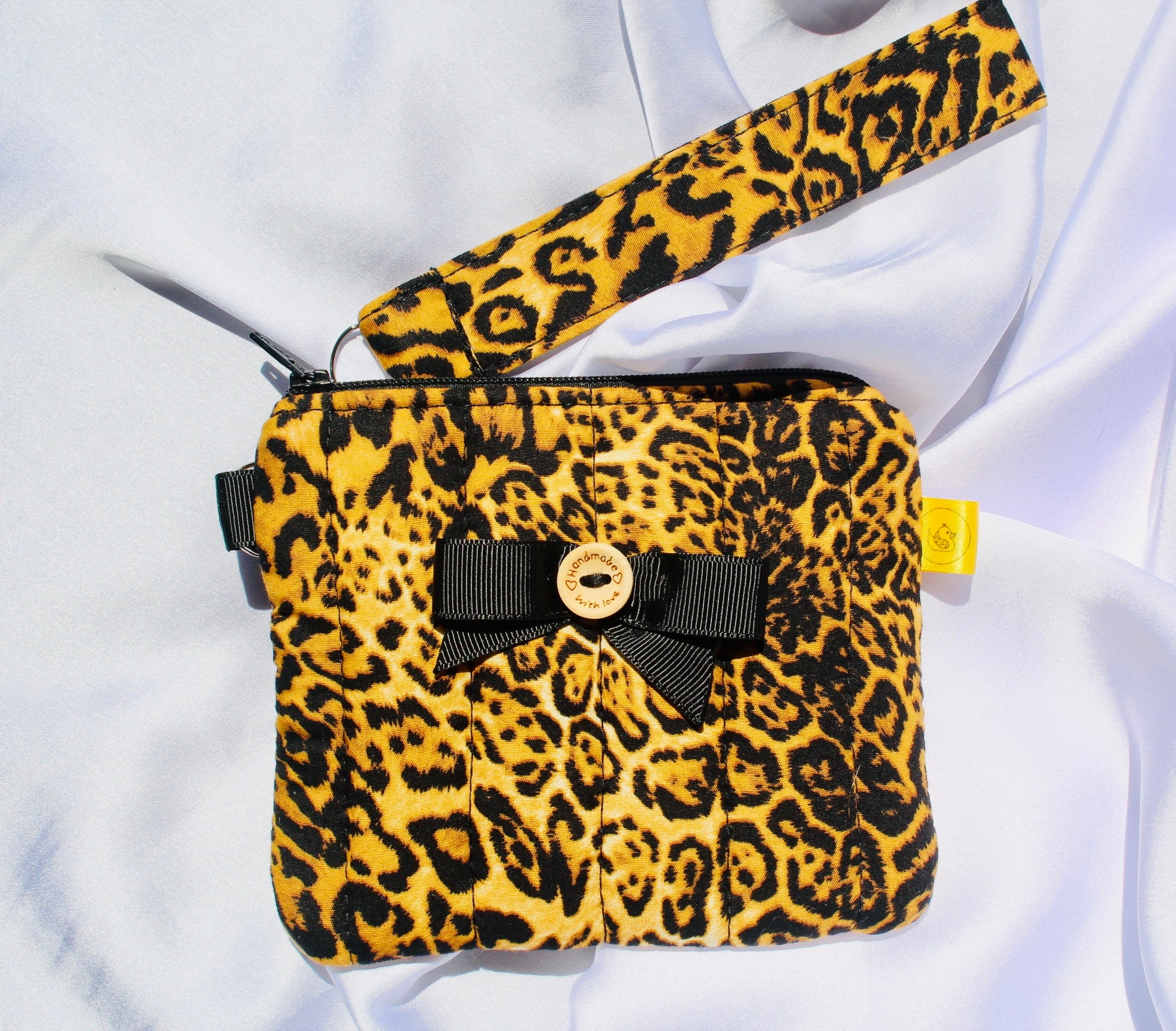 Leopard Print Purse and wrist strap