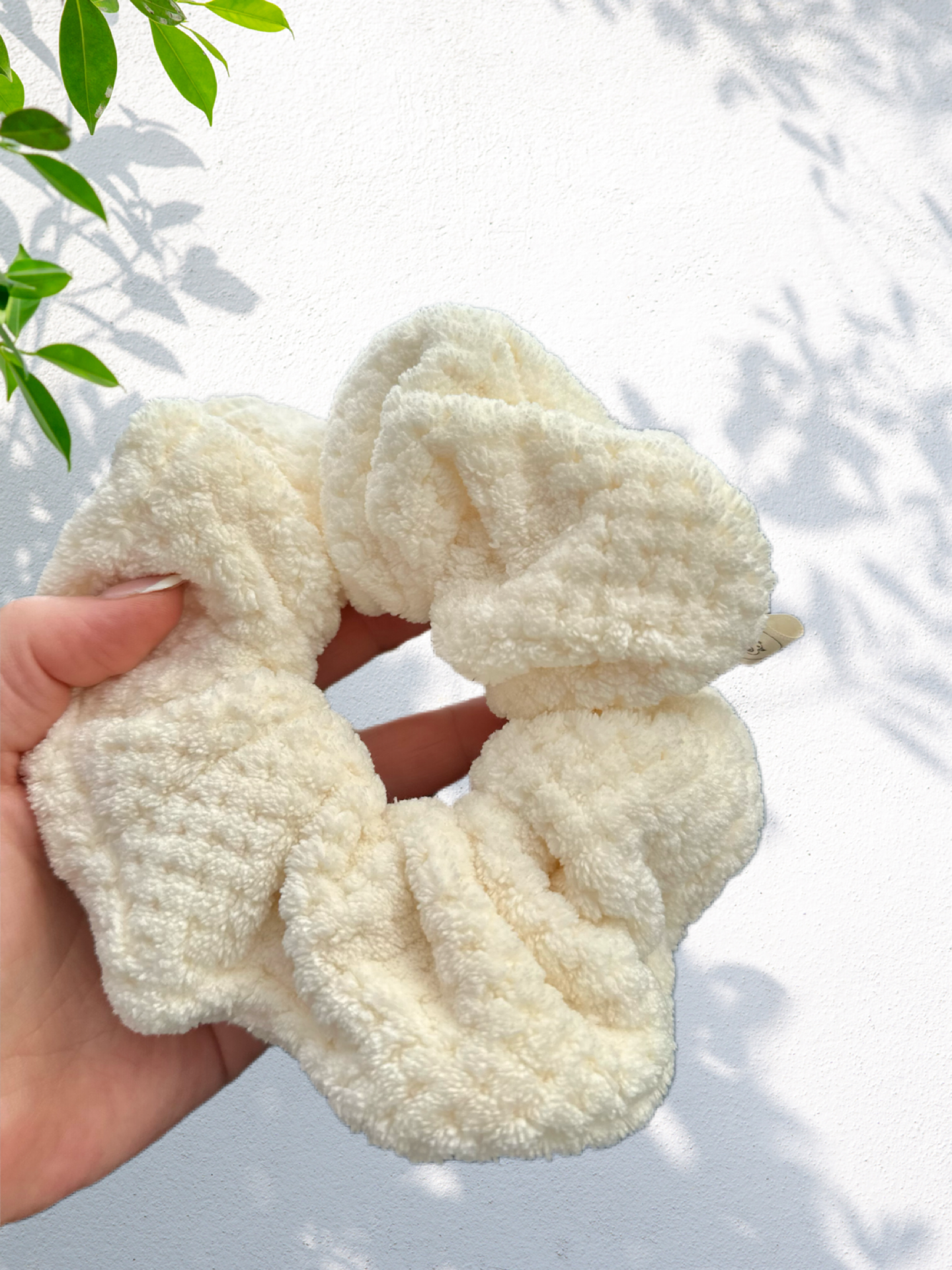 Ultra soft microfiber hair scrunchies offer gently all day comfort whilst drying your hair. A lightweight non pulling design perfect for those with sensitive scalps, chronic illness or even children who like to swim. They provide a secure yet pain free way of drying your hair