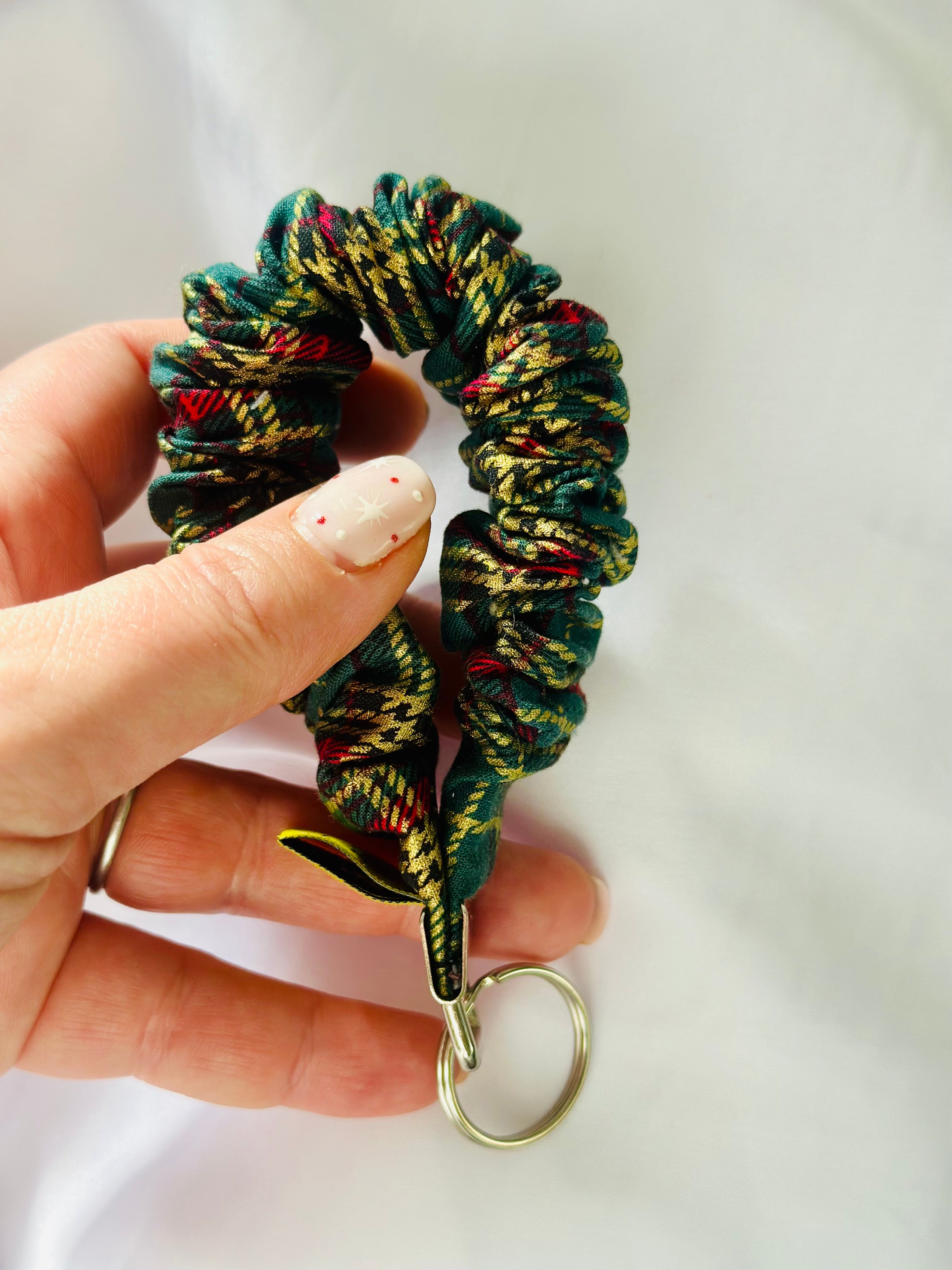 Green and Gold Tartan Scrunkey