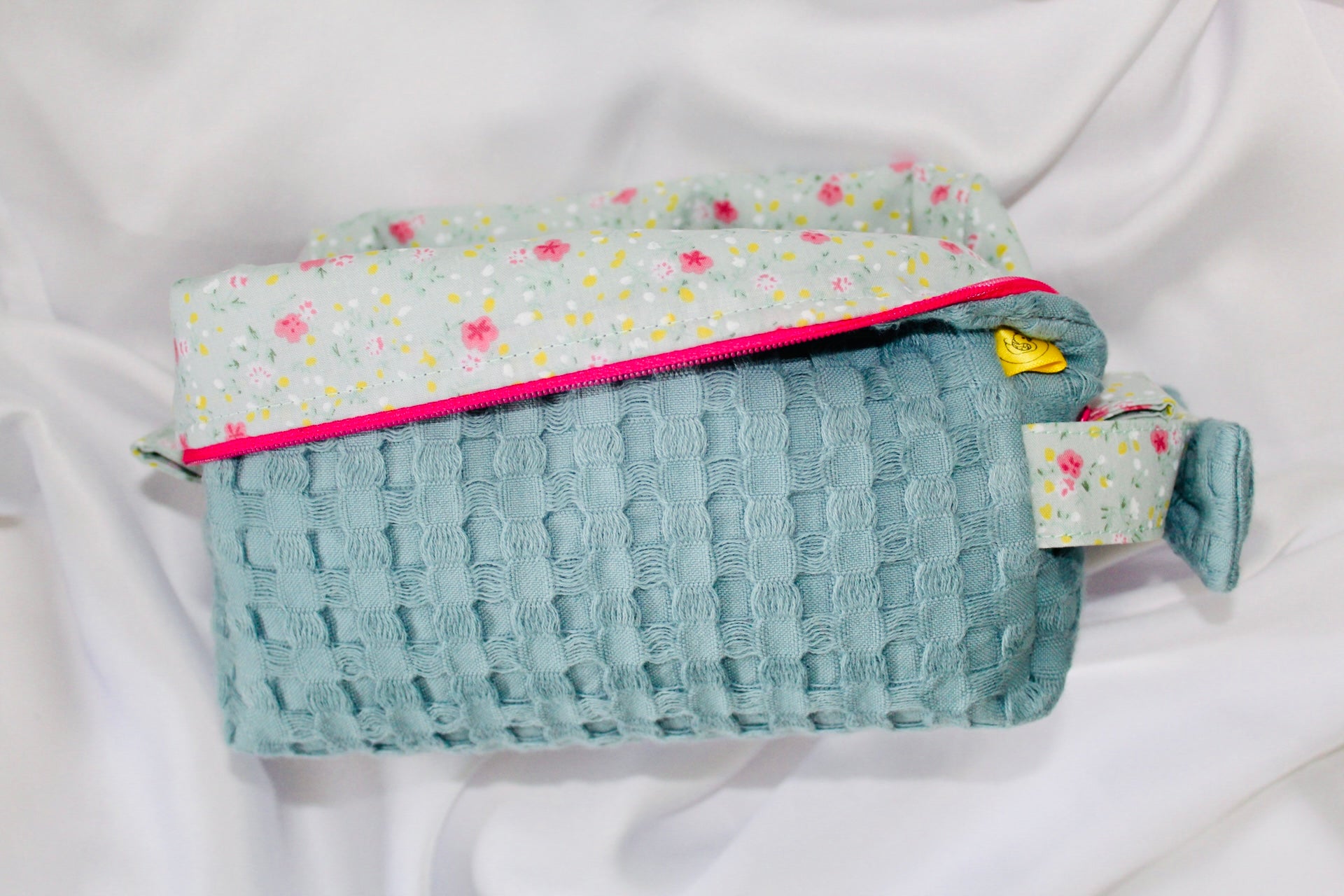 Amelia Box cosmetic makeup bag Large