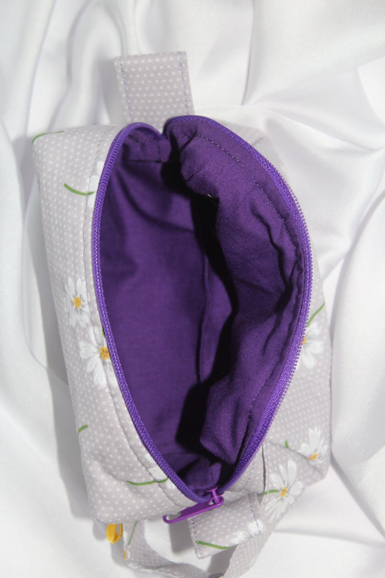 Lilac Purple Daisy Box cosmetic makeup bag small