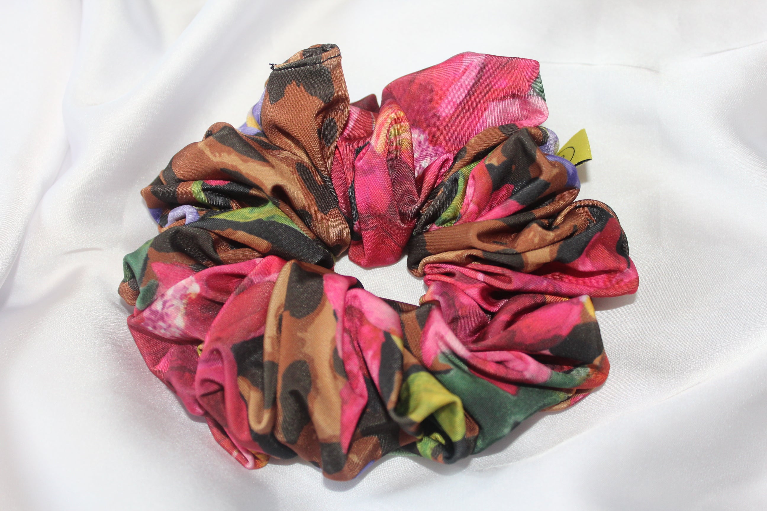 Leopard Blush XL Hair scrunchie