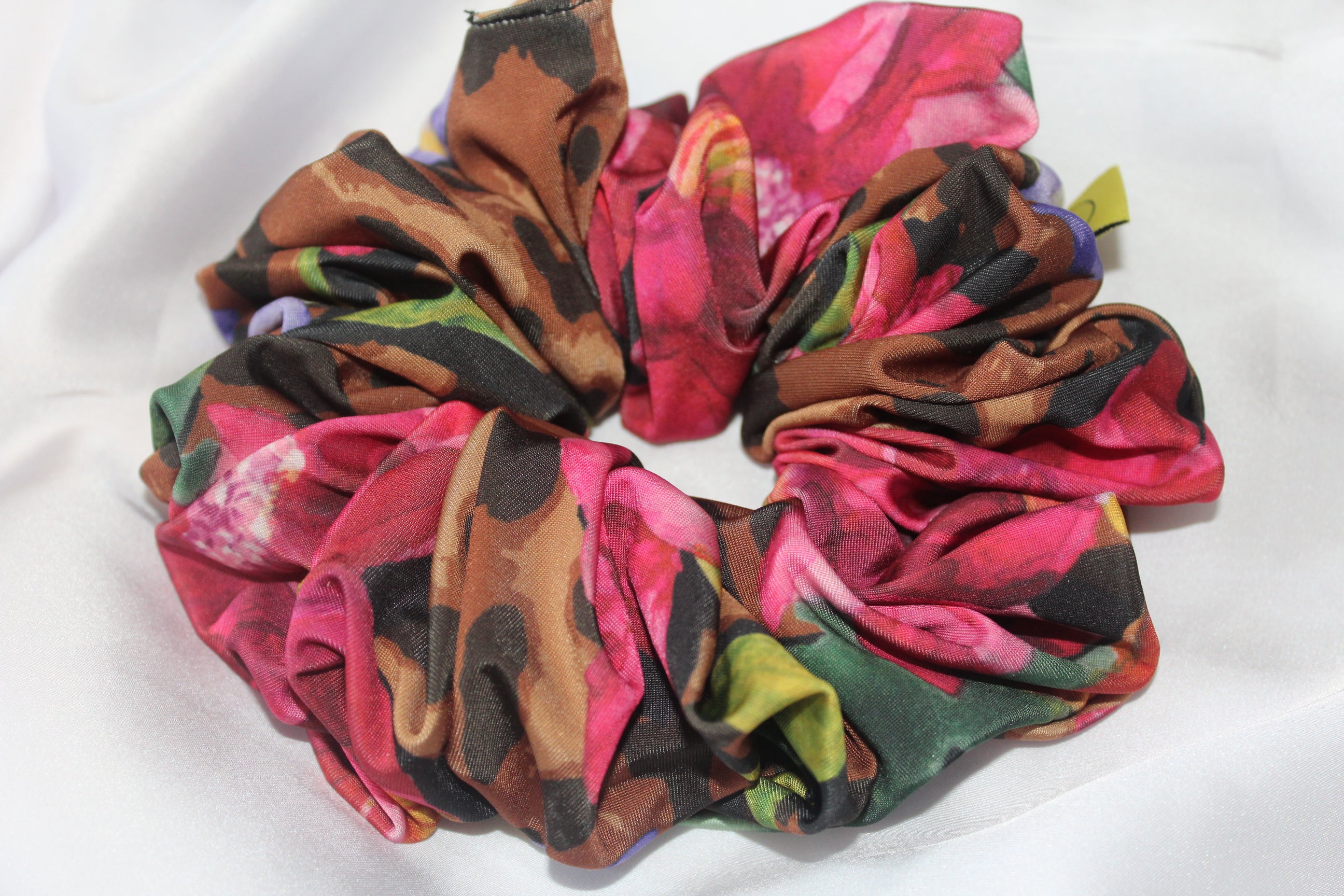 Leopard Blush XL Hair scrunchie