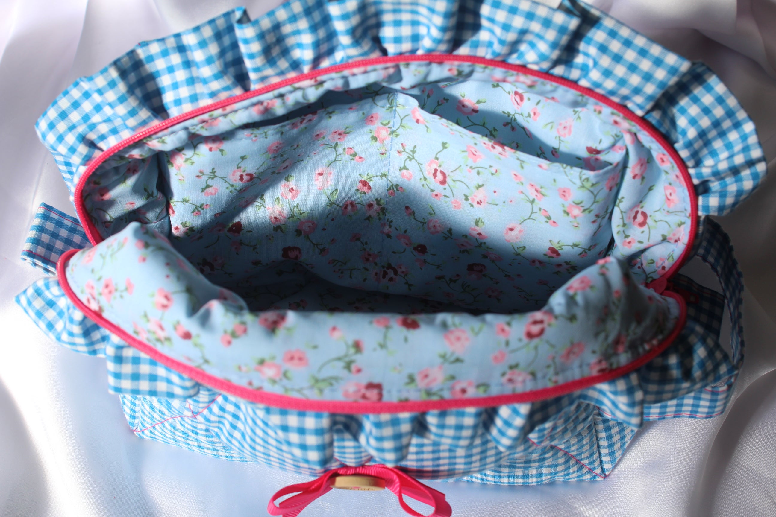 Blue Picnic Box cosmetic carry all makeup bag Large