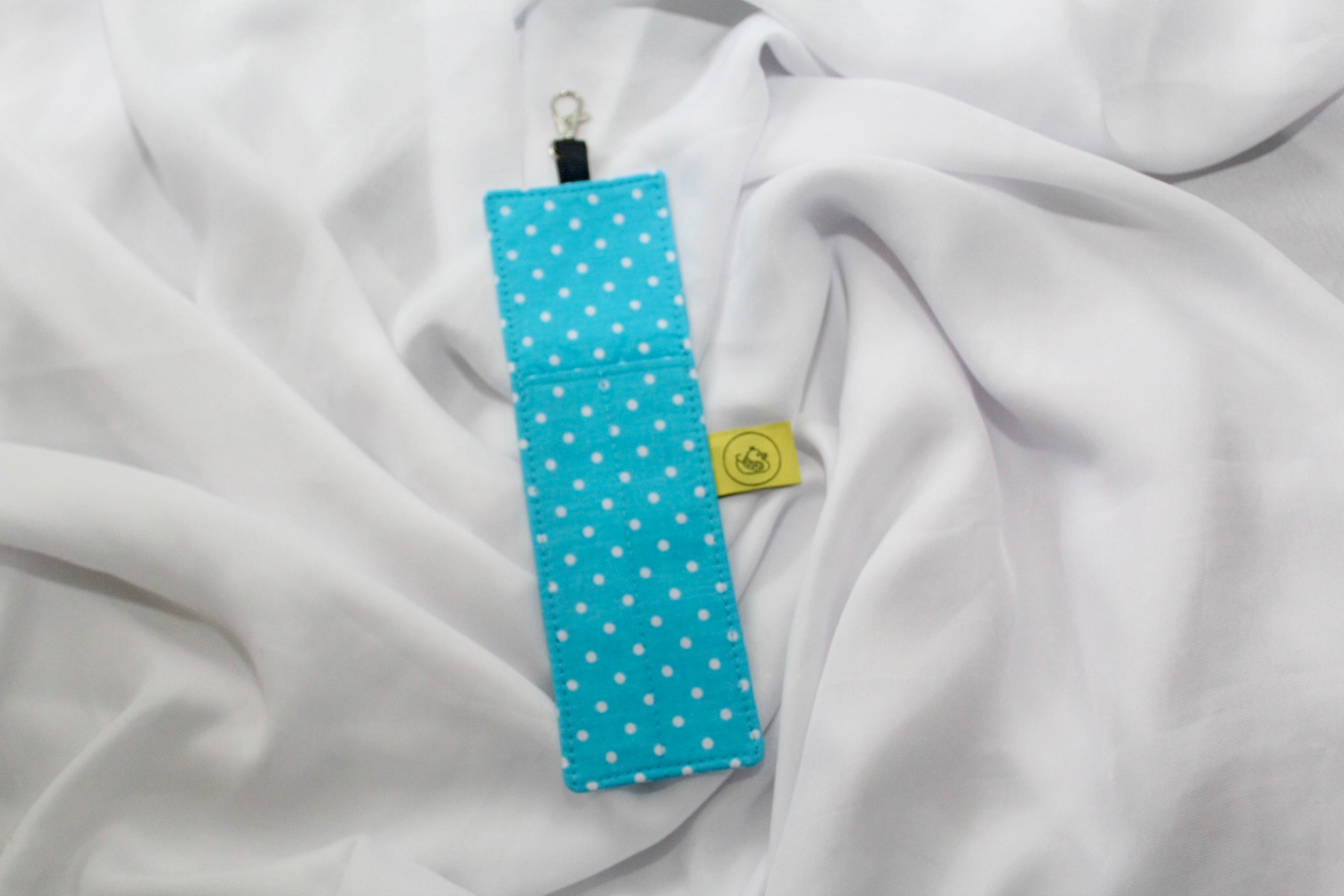 Turquoise and White Polka Dot Landyard Double Pen Holder