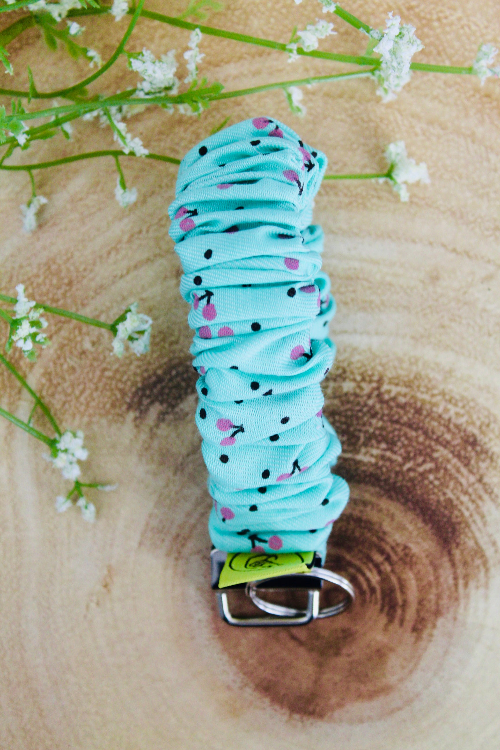Mint Cherry Scrunkey