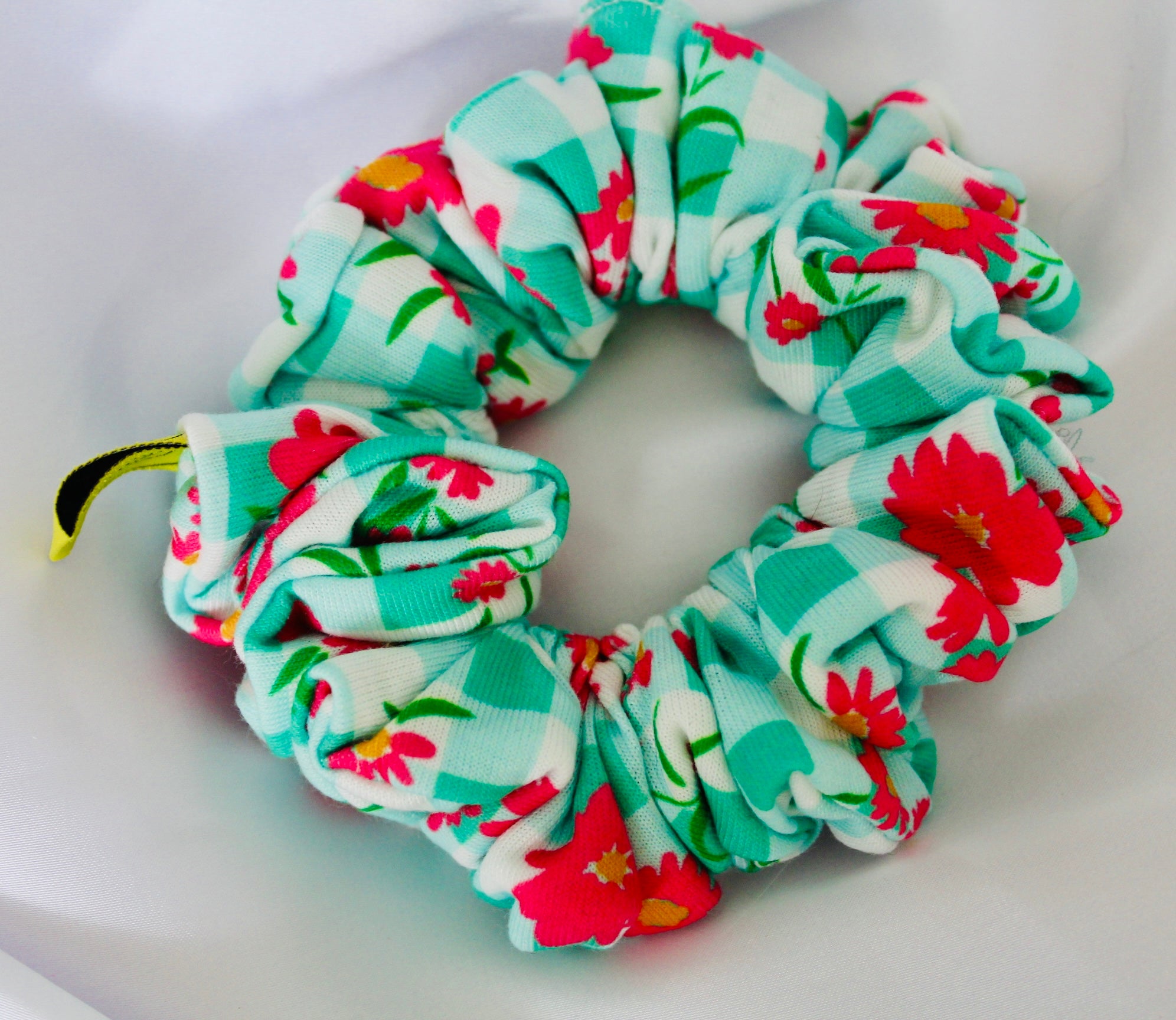 Daisy Meadow Large hair scrunchie