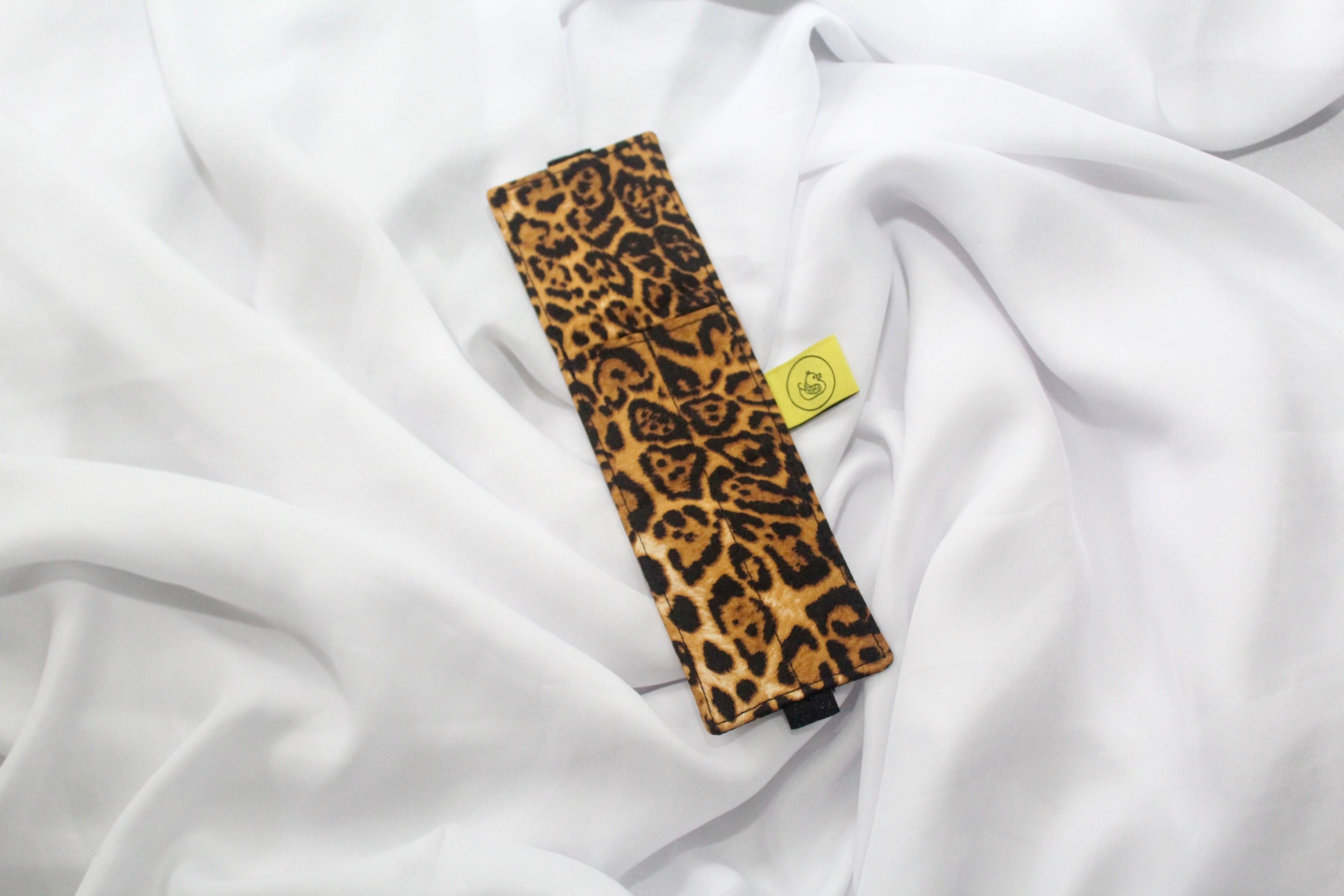 Bold Safari Elastic Notebook Double Pen Holder