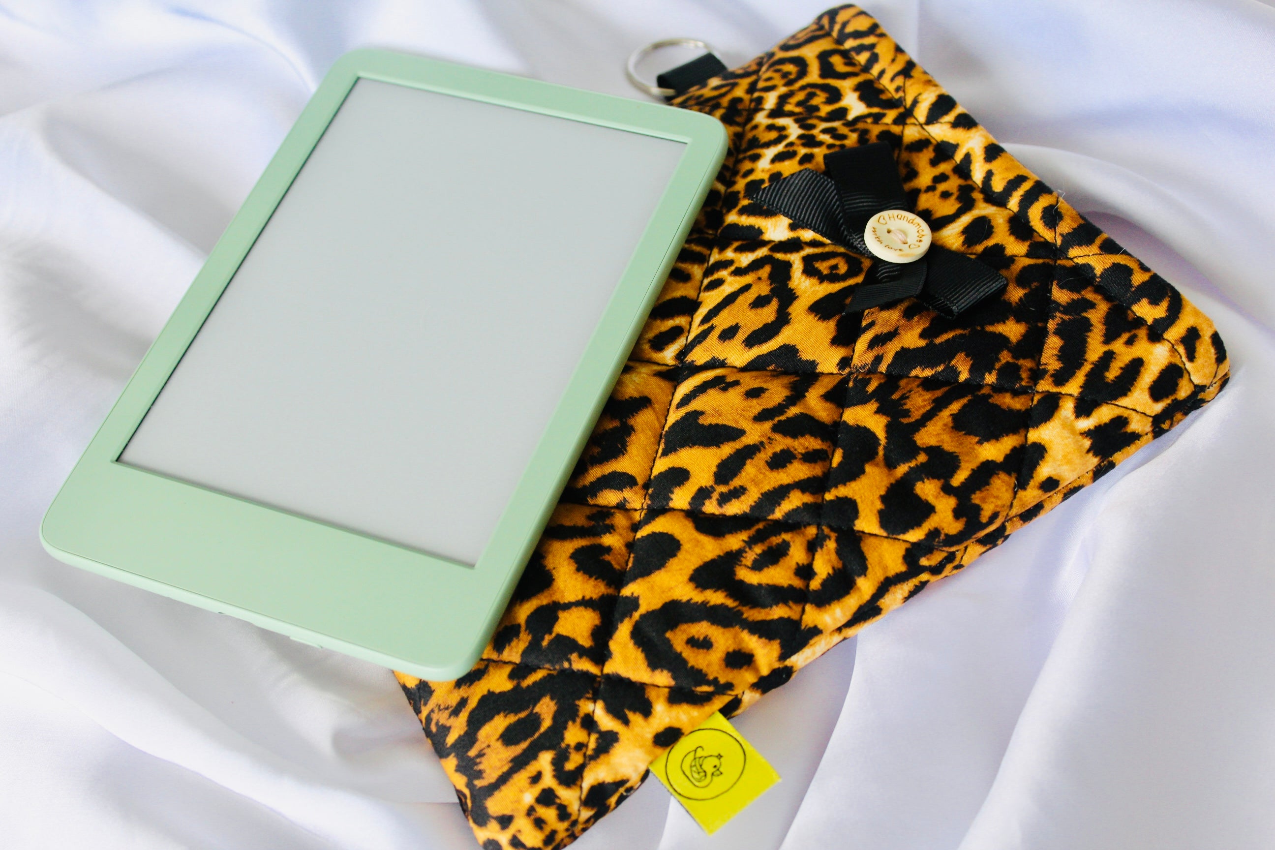 Leopard Print Kindle Cover