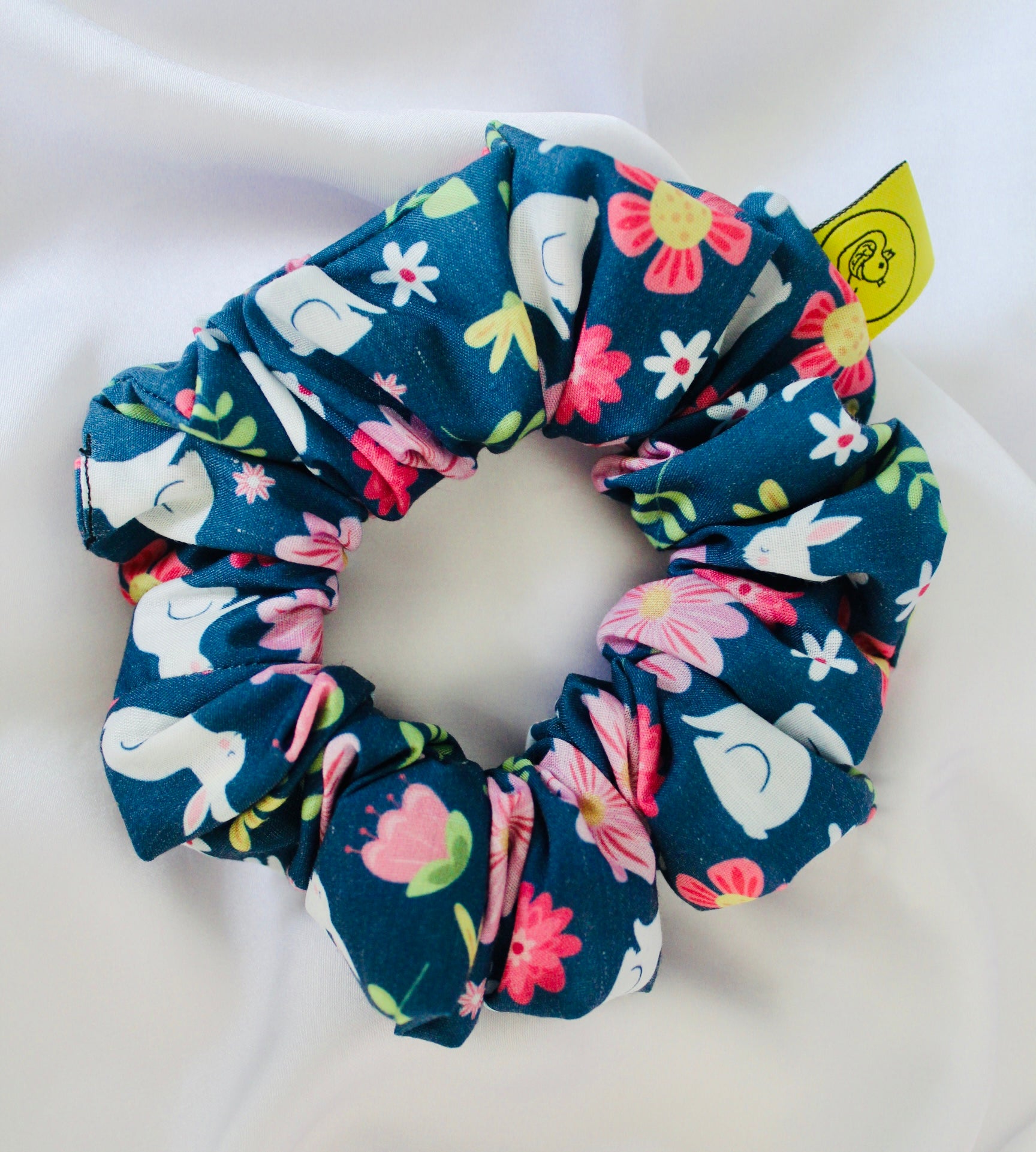 Great Hare Day Large hair scrunchie